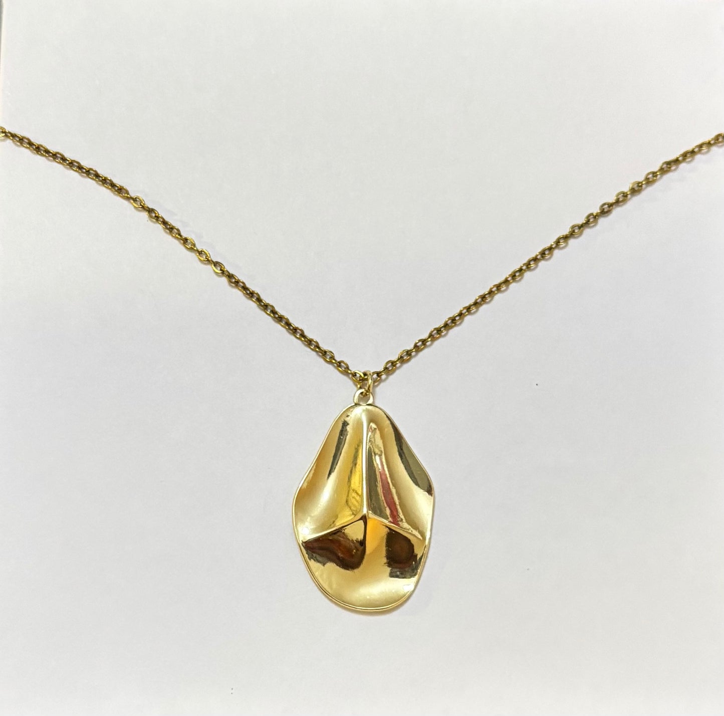 Golden leaf drop necklace