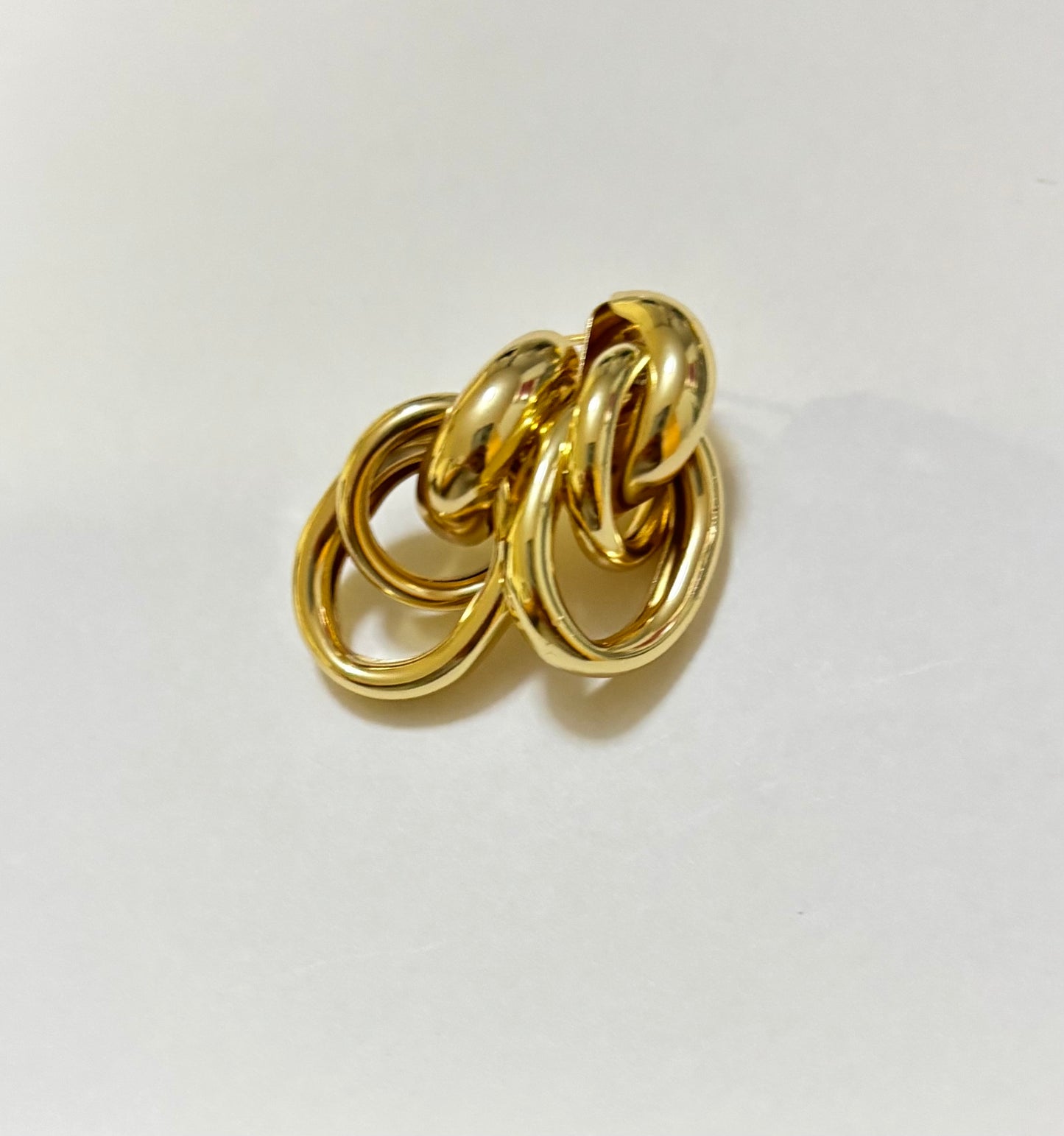 Ring earrings